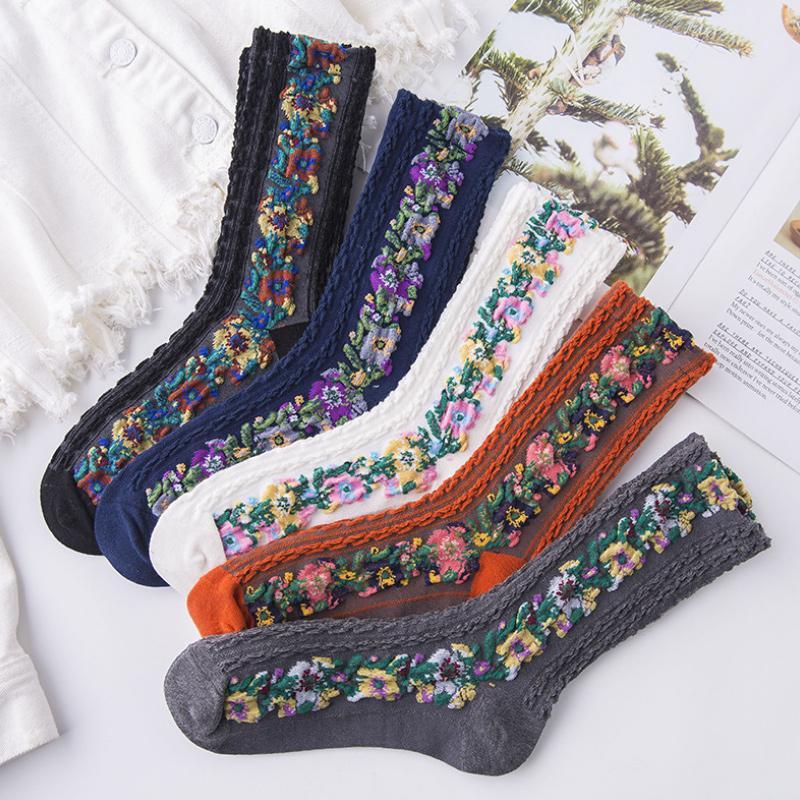 Nettjade™Vintage Socken mit Blumenstickerei (5 Paar)