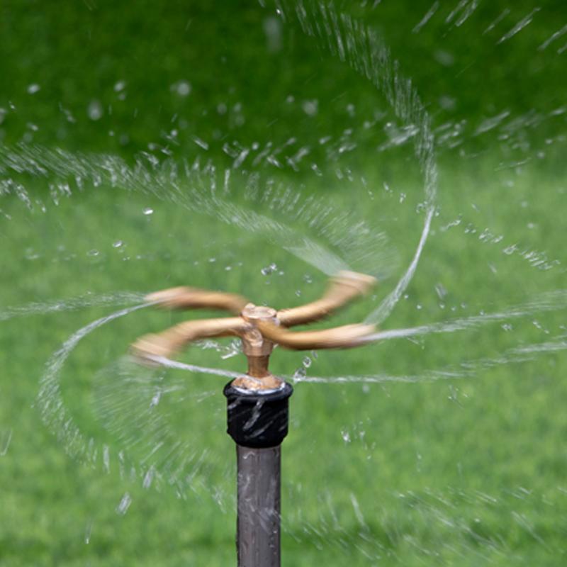 Automatische drehbare Gartensprinklerdüse