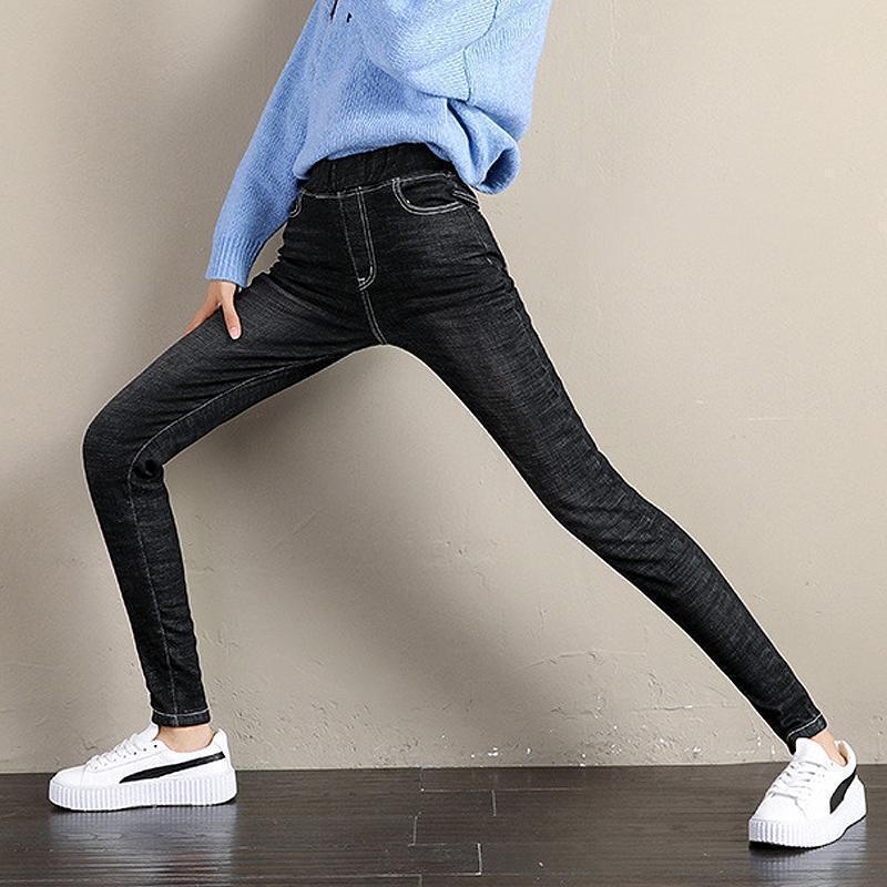 Fleecegefütterte Denim-Hose